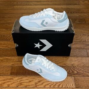 Converse Gender Inclusive Run Star Trainer Ox Sneakers White & Blue Women’s 5